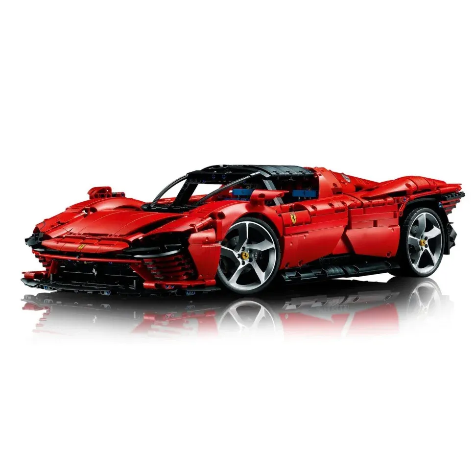 Конструктор LEGO Technic Ferrari Daytona SP3 42143 3