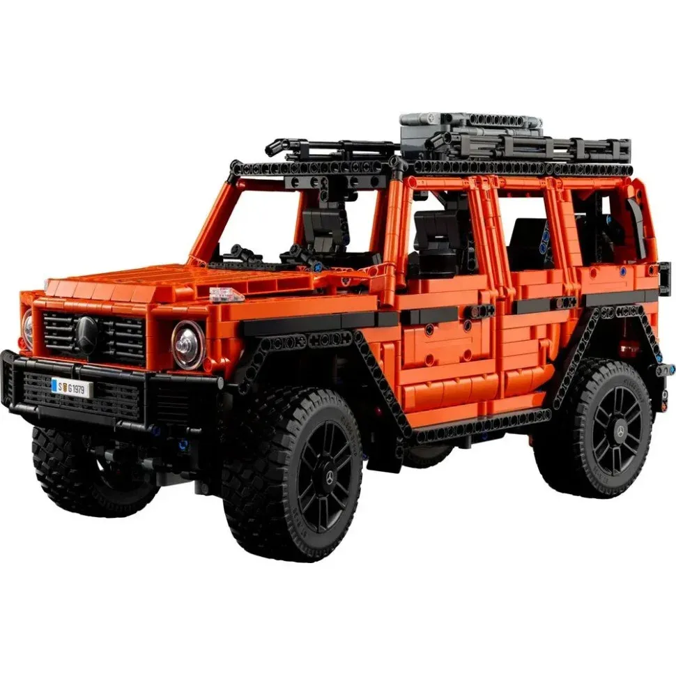 Конструктор LEGO Technic Mercedes-Benz G 500 Professional Line 42177, 2891 деталей 2