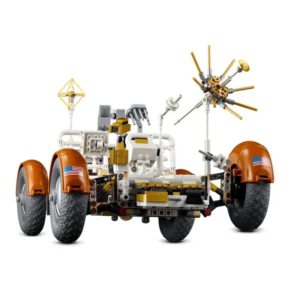Конструктор LEGO Technic Місячний автомобіль NASA Apollo 42182, 1913 деталей 3